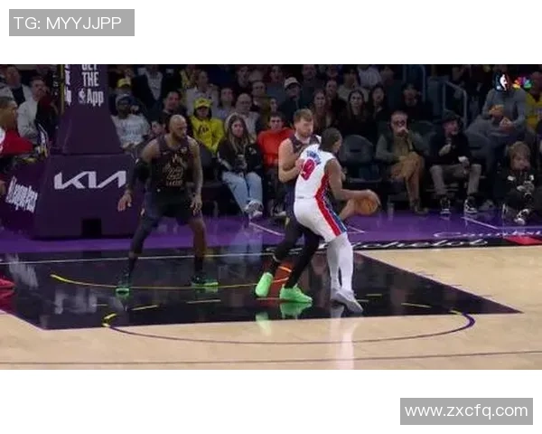 湖人对阵活塞精彩比赛录像回放分析与精彩瞬间集锦