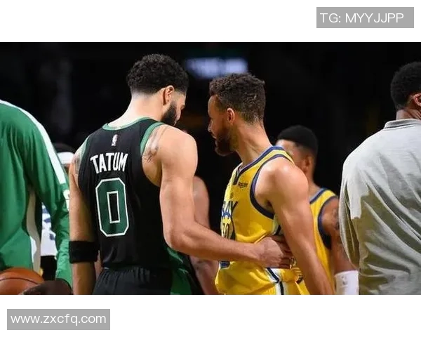 热火与绿军精彩对决全场回放回顾赛场激烈瞬间与精彩表现分析 热火与绿军精彩对决全场回放回顾赛场激烈瞬间与精彩表现分析